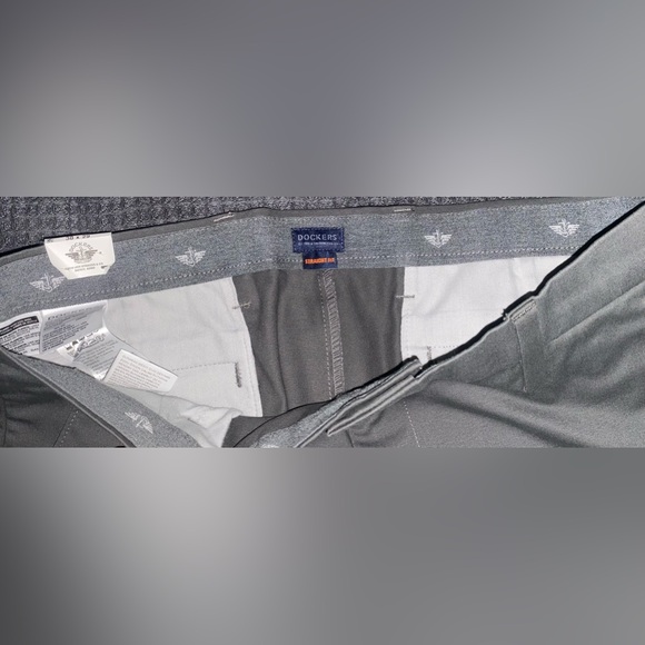 Dockers Gray Charcoal Khakis, New with tags. 38x29 - Picture 2 of 4